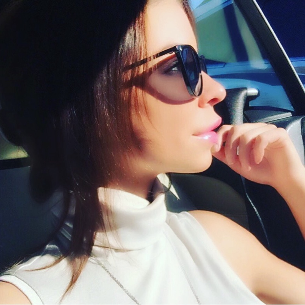 Meet your Posher, Misha